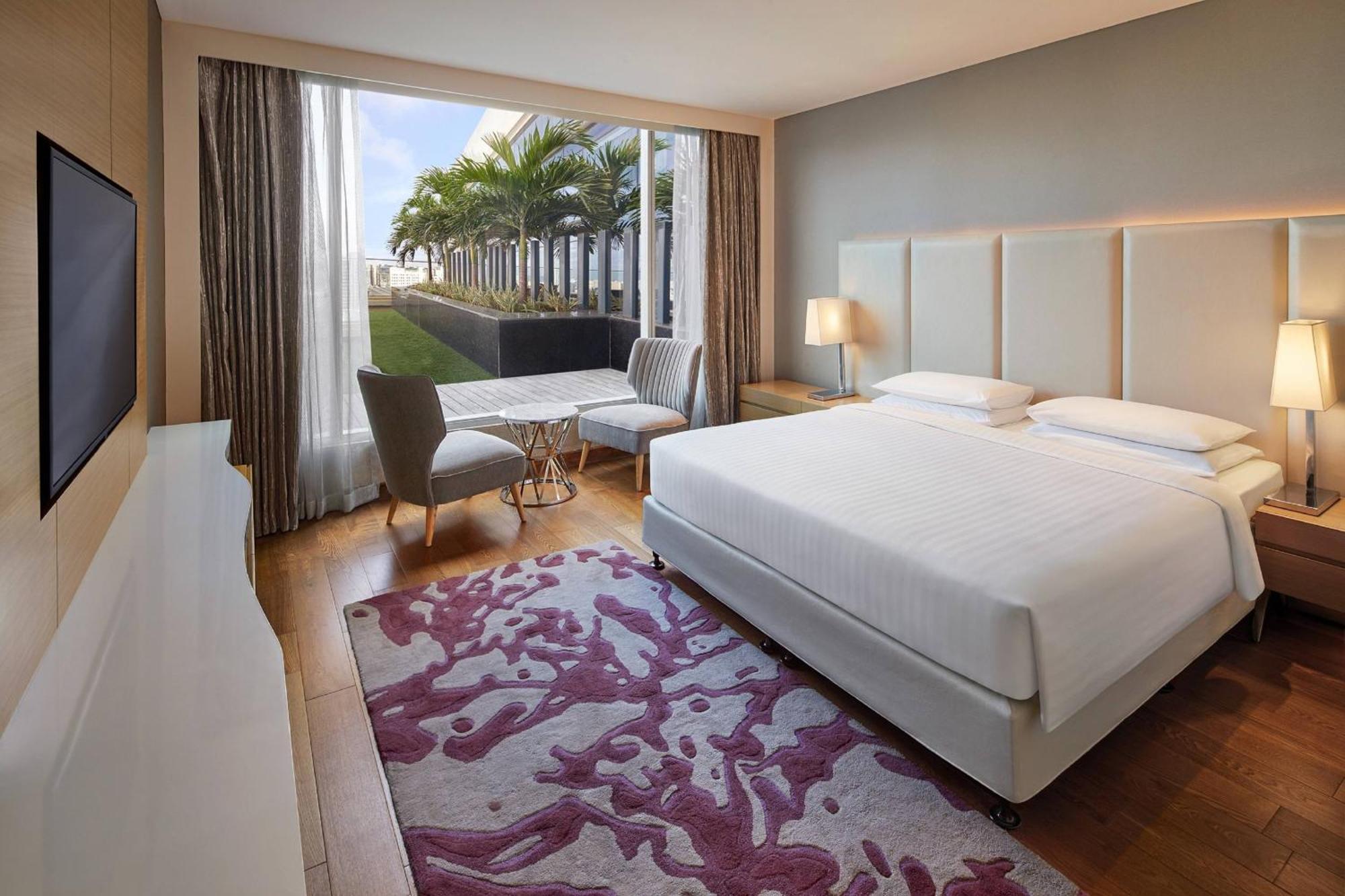 Marriott Executive Apartments Hyderabad Esterno foto