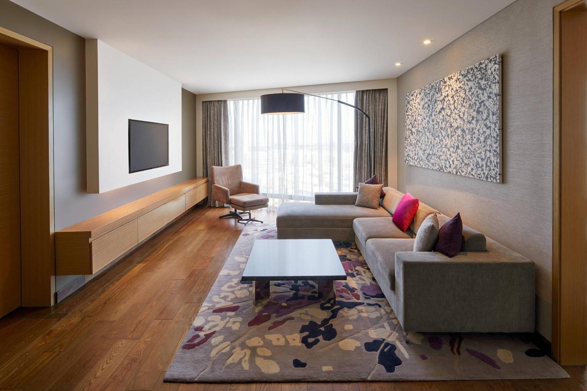 Marriott Executive Apartments Hyderabad Esterno foto