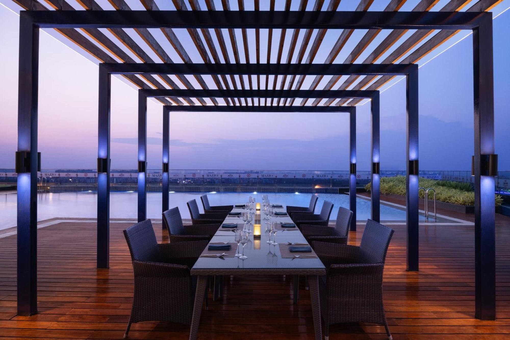 Marriott Executive Apartments Hyderabad Esterno foto
